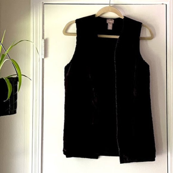 Chico's open front faux fur vest Small - Picture 5 of 5